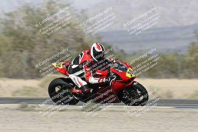 media/Dec-01-2025-Moto Forza (Mon) [[2daa91e15f]]/2-Intermediate Group/Session 3 (Turn 7 Inside Pans)/